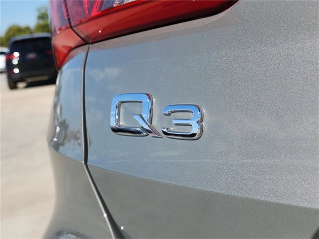Certified 2025 Audi Q3 2.0T Premium w/ Convenience Package image 12