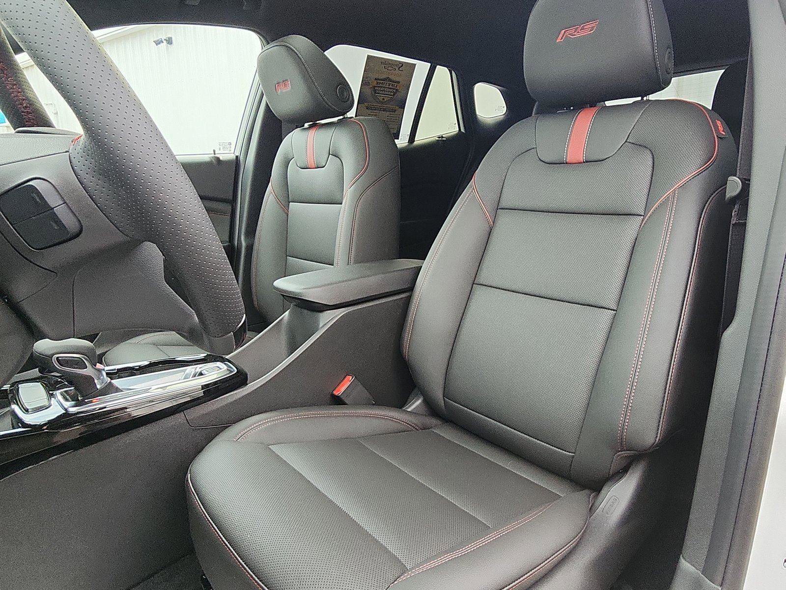 New 2026 Chevrolet Trax RS w/ Sunroof Package image 22