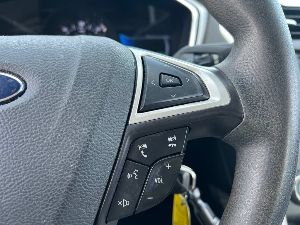 Used 2014 Ford Fusion SE FWD image 26