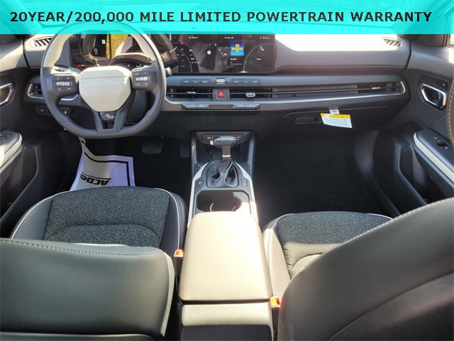 New 2025 Kia K4 GT-Line image 7