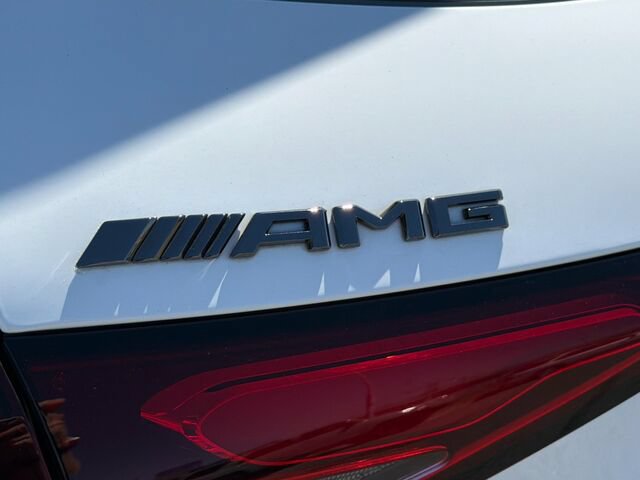 Certified 2025 Mercedes-Benz GLC 43 AMG 4MATIC image 35