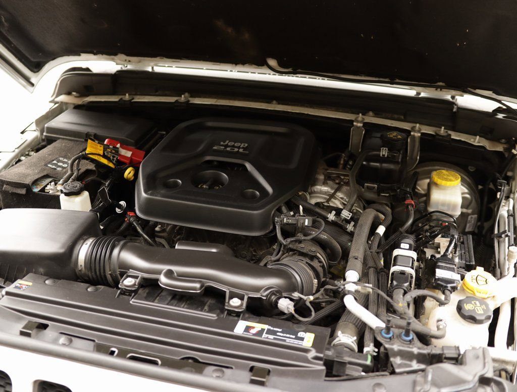 Used 2021 Jeep Wrangler Unlimited Rubicon w/ Cold Weather Group image 31