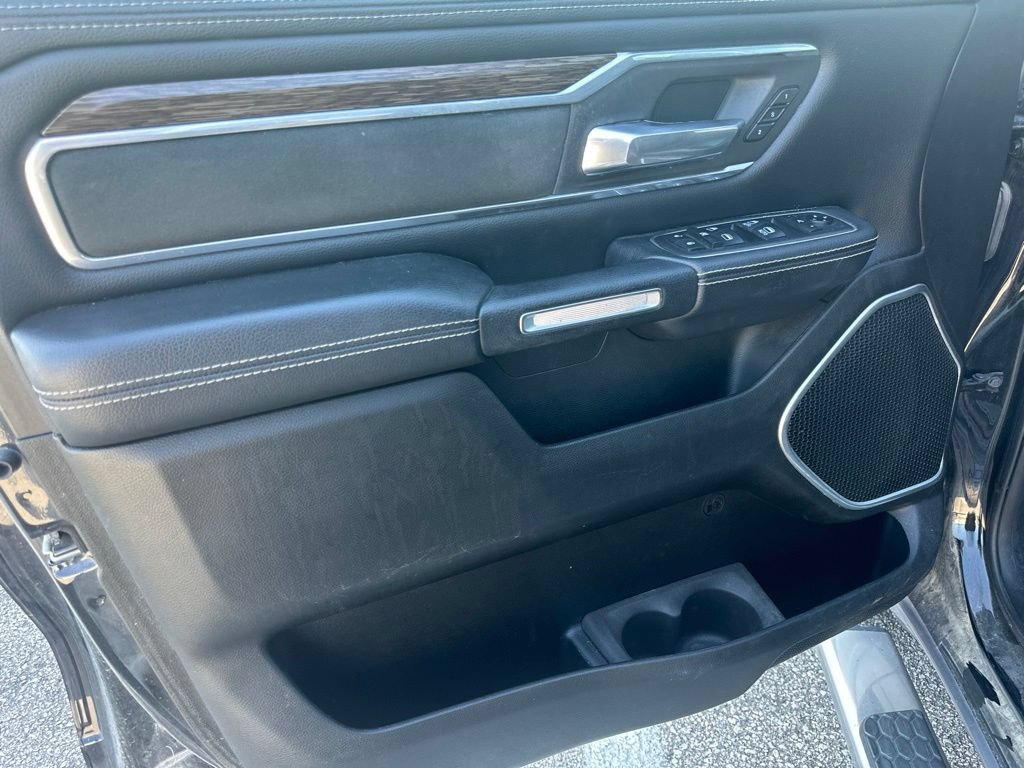 Used 2020 RAM 1500 Laramie AWD/4WD image 13