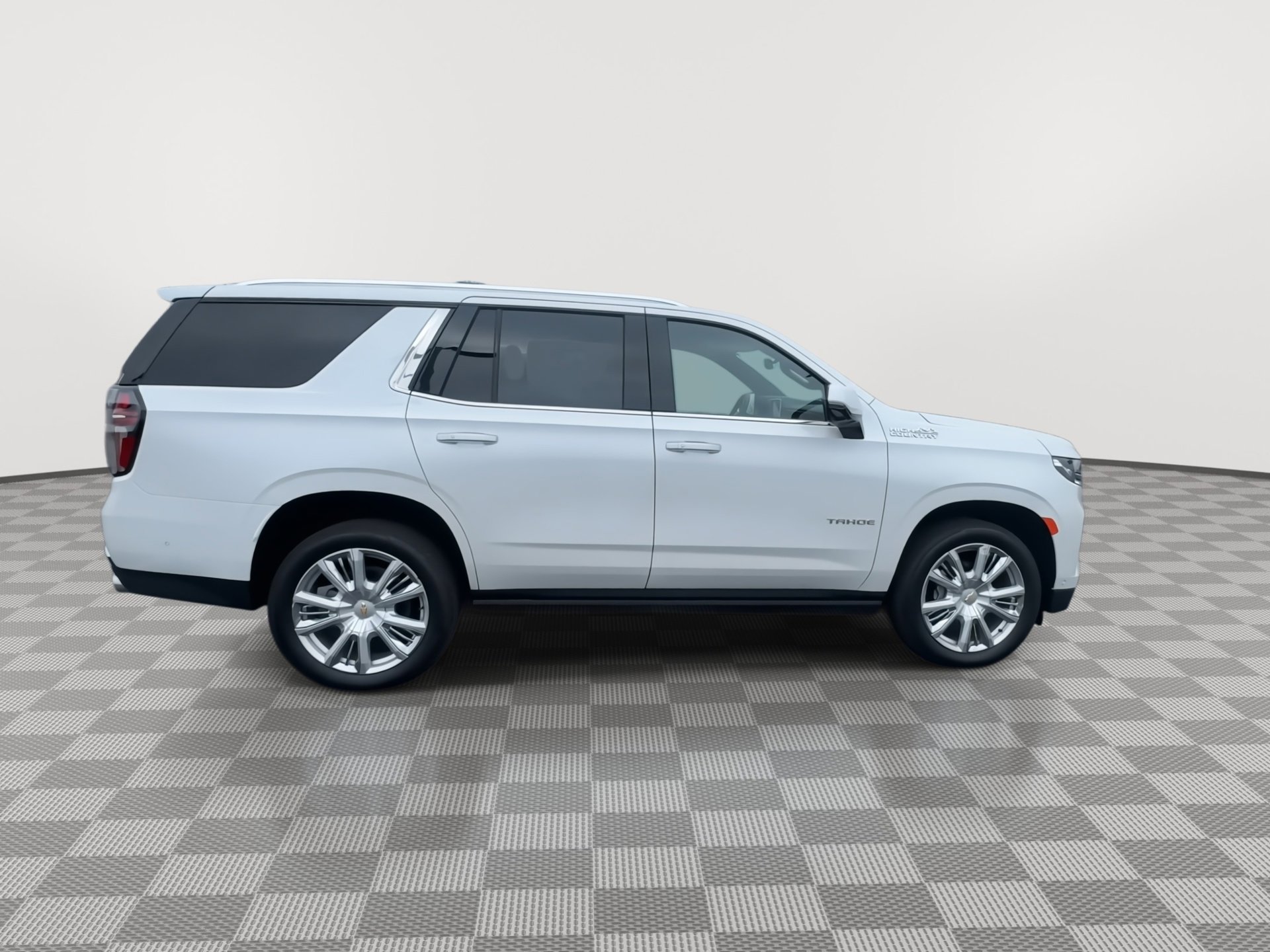 Used 2024 Chevrolet Tahoe High Country w/ Advanced Technology Package image 9