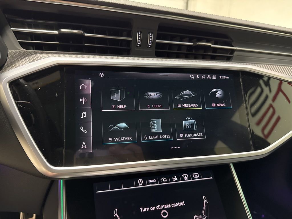 Used 2022 Audi RS 7 Sportback AWD/4WD image 22