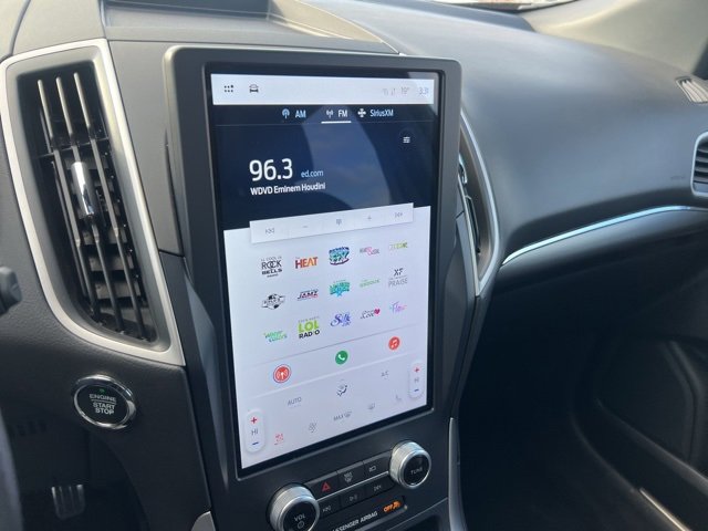 Certified 2023 Ford Edge ST-Line image 12