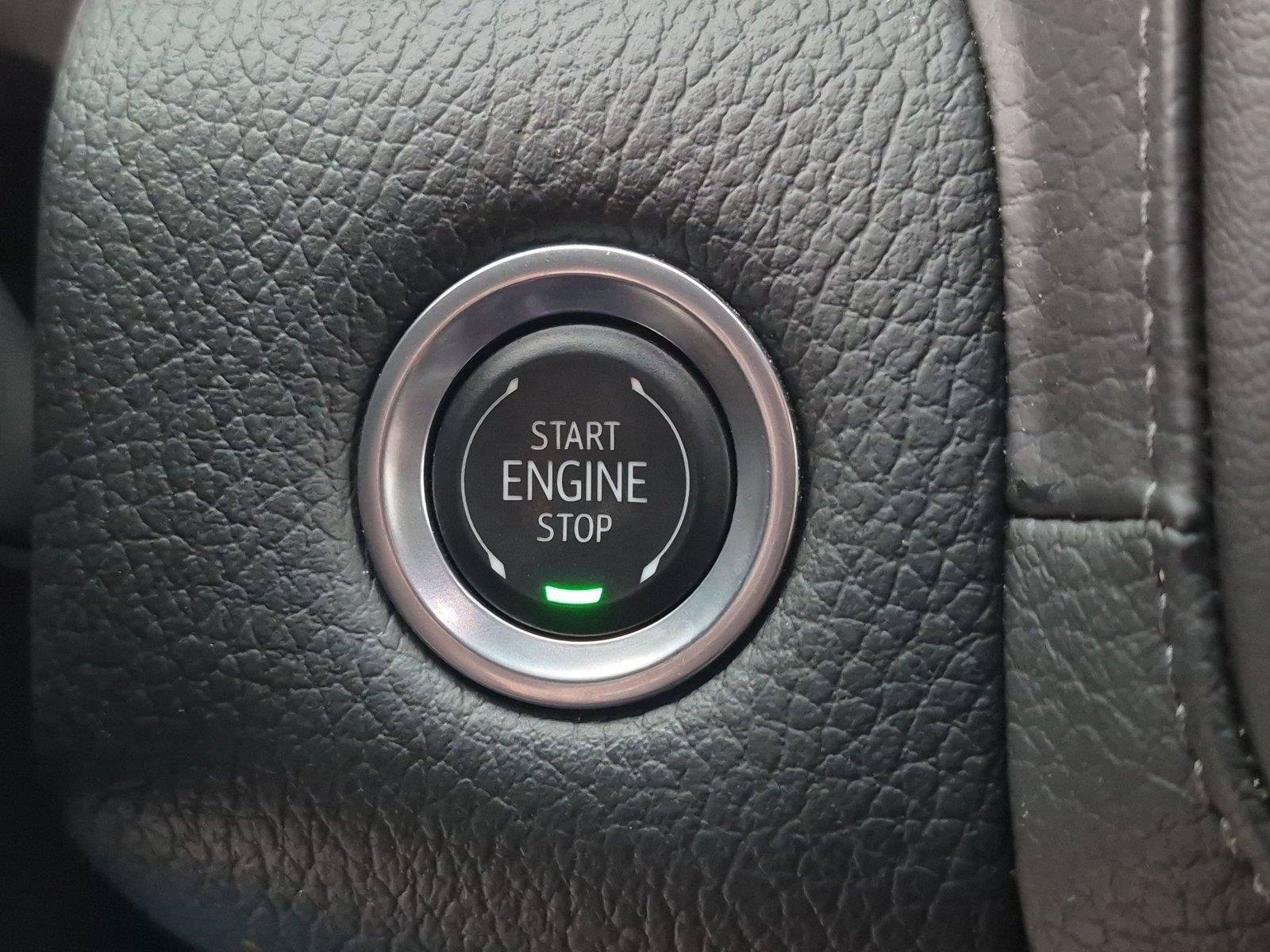 Used 2024 GMC Yukon Denali w/ Advanced Technology Package AWD/4WD image 24
