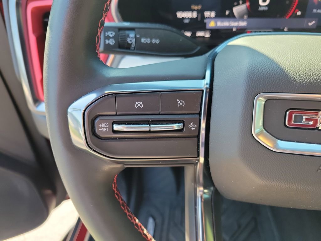 Used 2024 GMC Canyon AT4X AWD/4WD image 27