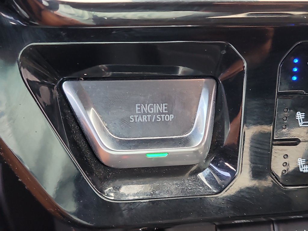 Used 2024 GMC Sierra 2500 AT4 AWD/4WD image 25