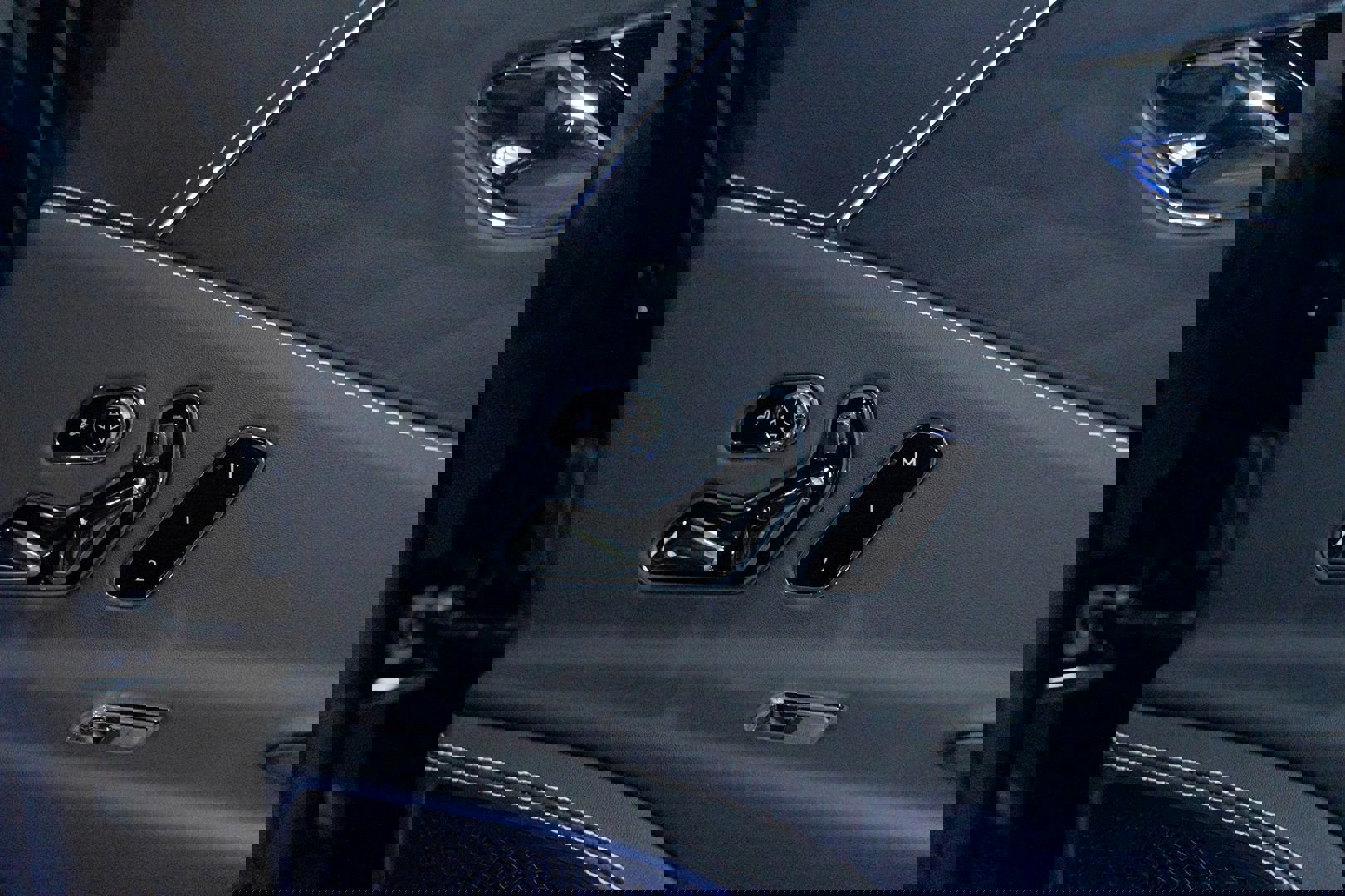 Used 2021 Bentley Flying Spur V8 image 49