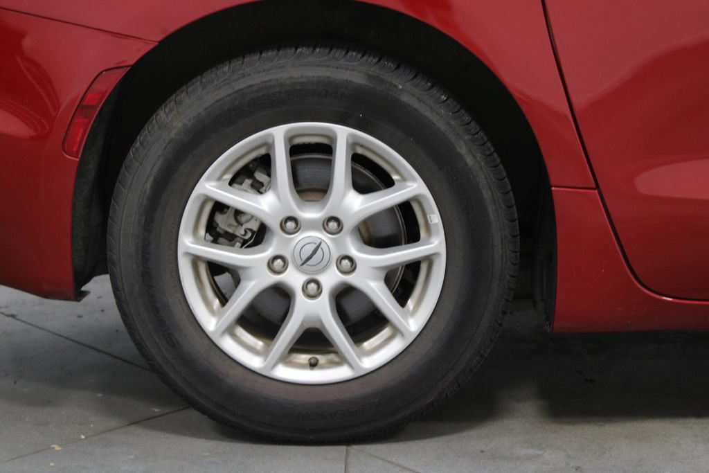 Used 2024 Chrysler Pacifica Touring-L FWD image 12