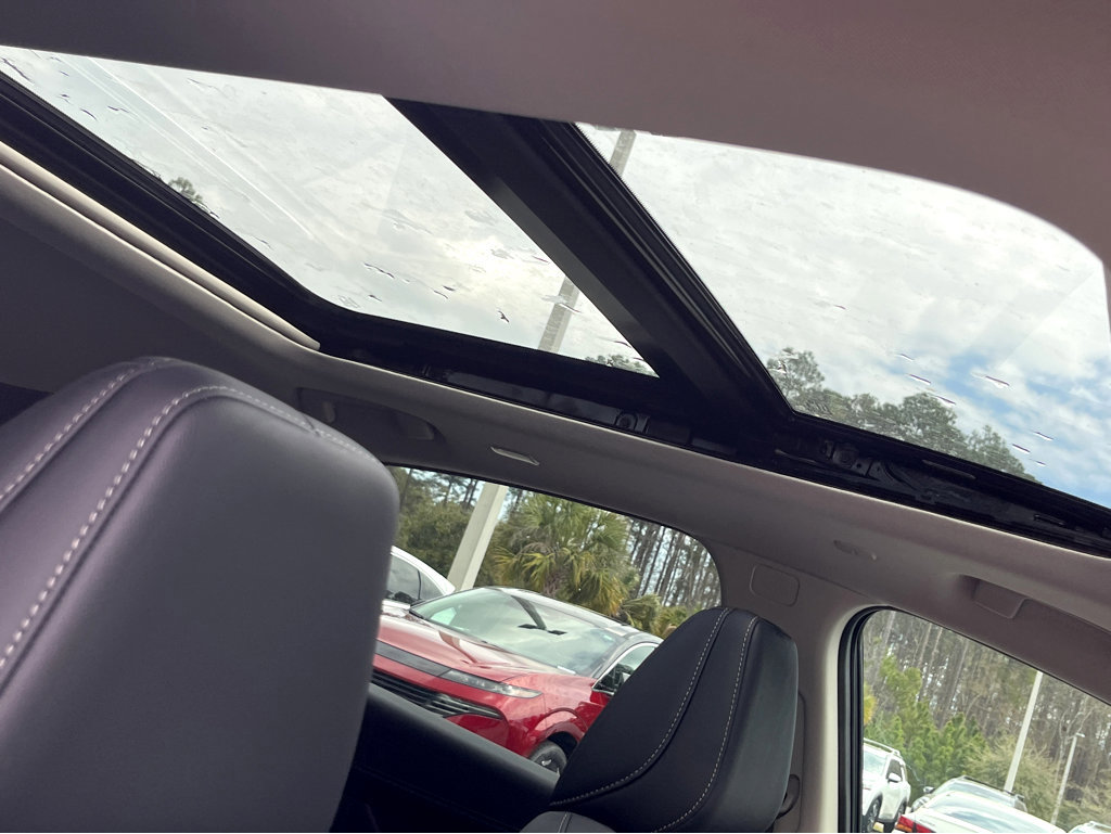 New 2025 Nissan Murano SL image 13