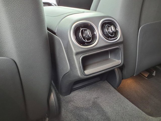 Used 2024 Mercedes-Benz C 300 Sedan image 18