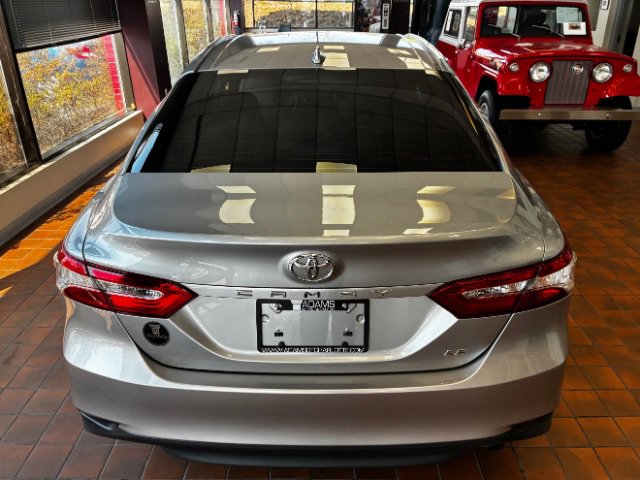 Used 2019 Toyota Camry LE FWD image 13