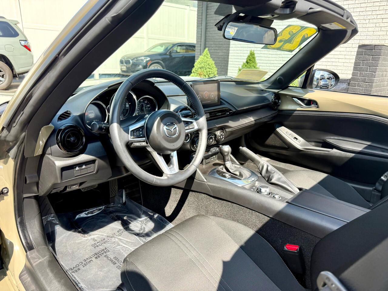 Used 2023 MAZDA MX-5 Miata Club image 18