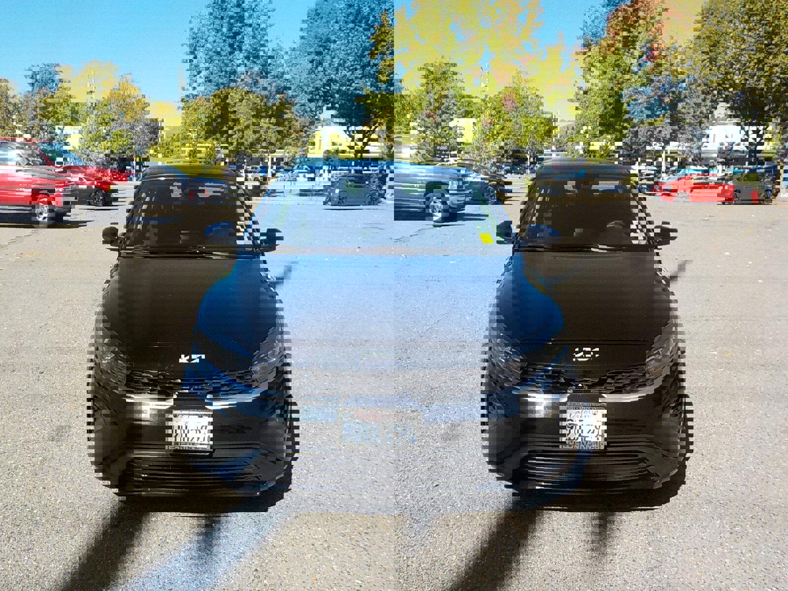 Used 2023 Kia Forte LXS image 2