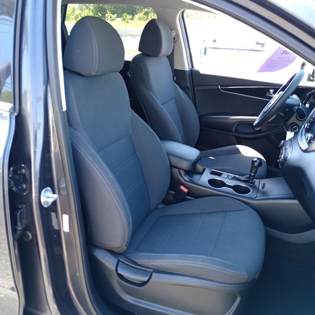 Used 2018 Kia Sorento LX FWD image 21