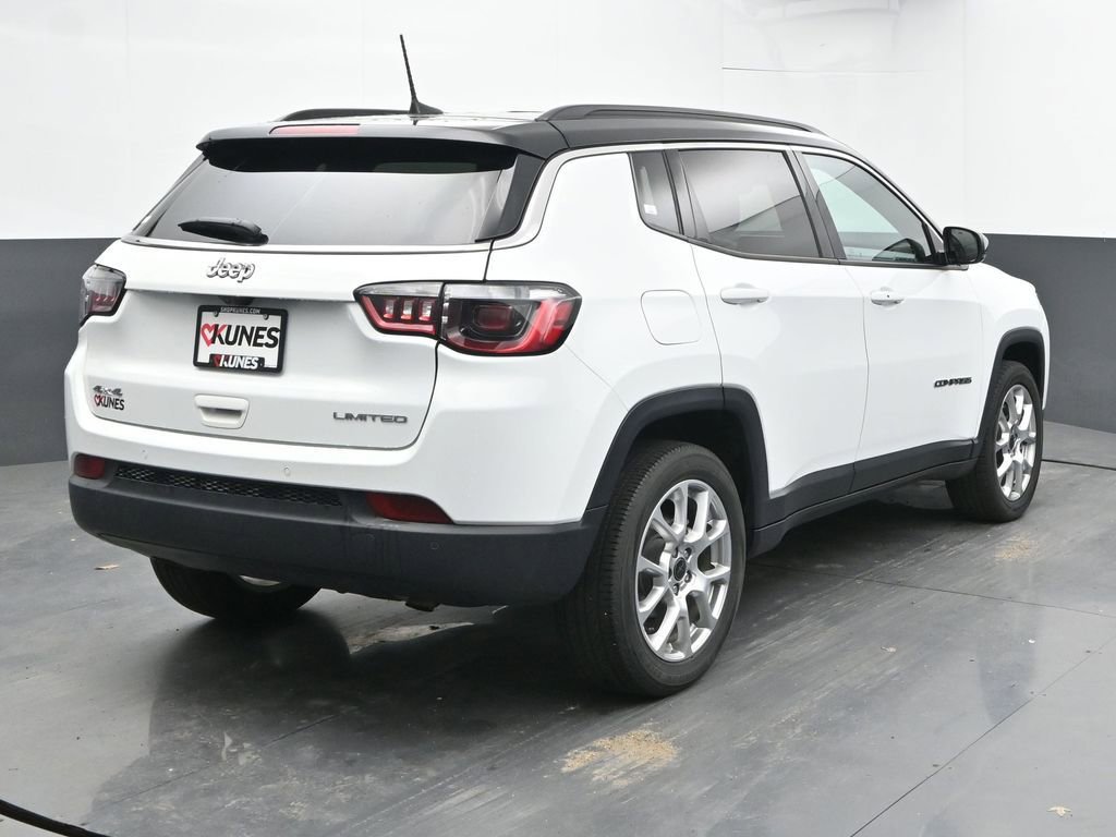Used 2025 Jeep Compass Limited AWD/4WD image 10