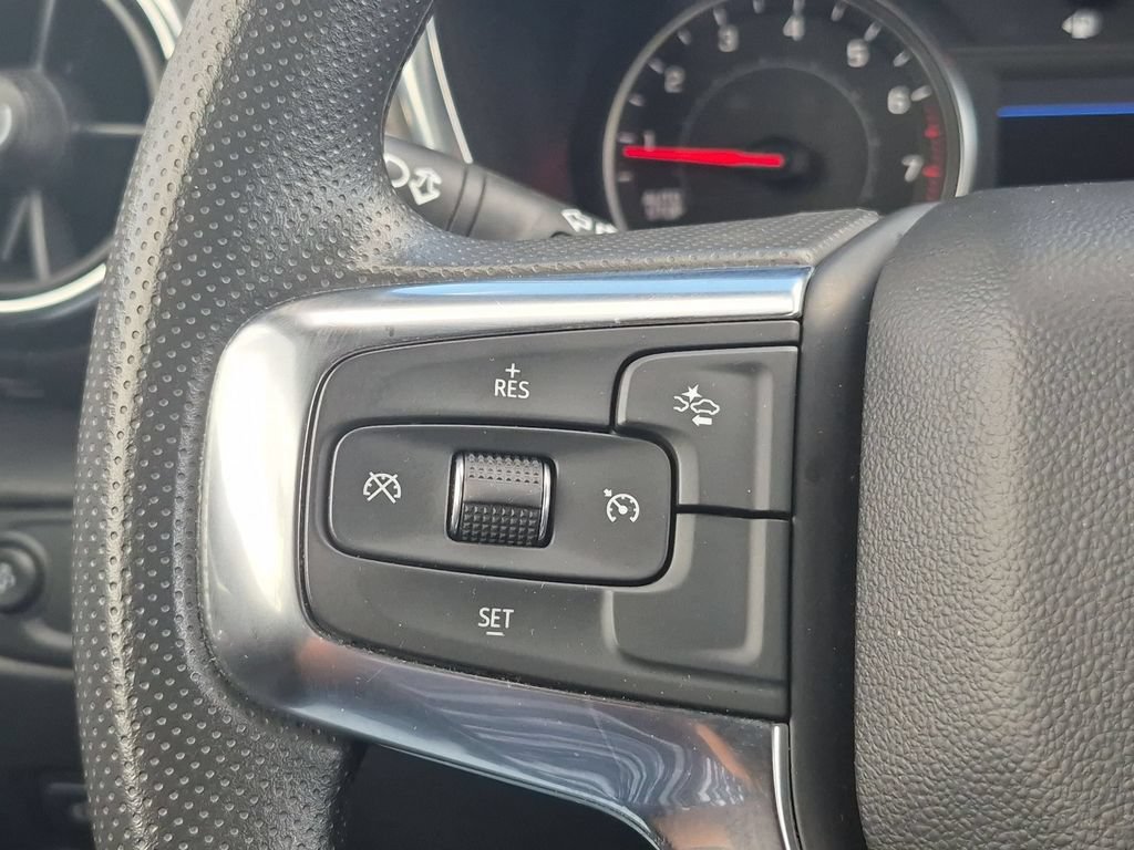 Used 2025 Chevrolet Blazer LT AWD/4WD image 21