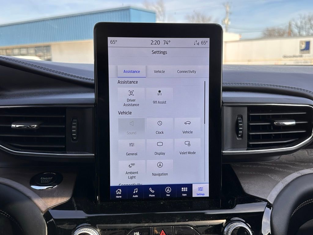 Certified 2023 Ford Explorer Platinum w/ Technology Package image 38