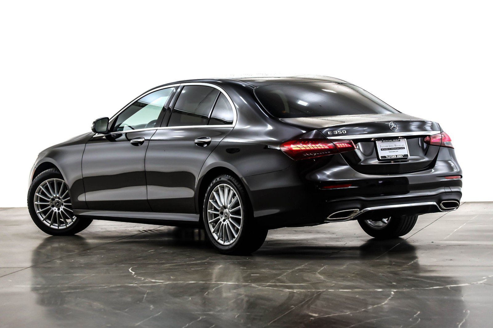 Used 2022 Mercedes-Benz E 350 Sedan image 13