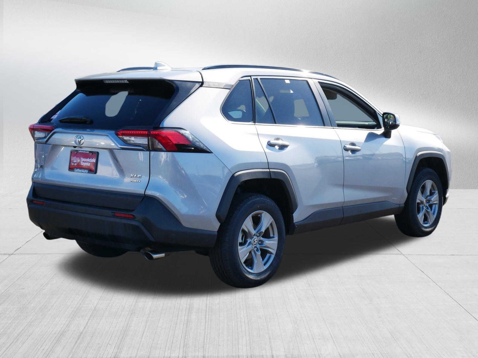 Certified 2025 Toyota RAV4 XLE AWD/4WD image 7