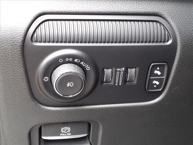 New 2023 Jeep Wagoneer Series III w/ Convenience Group I AWD/4WD image 21
