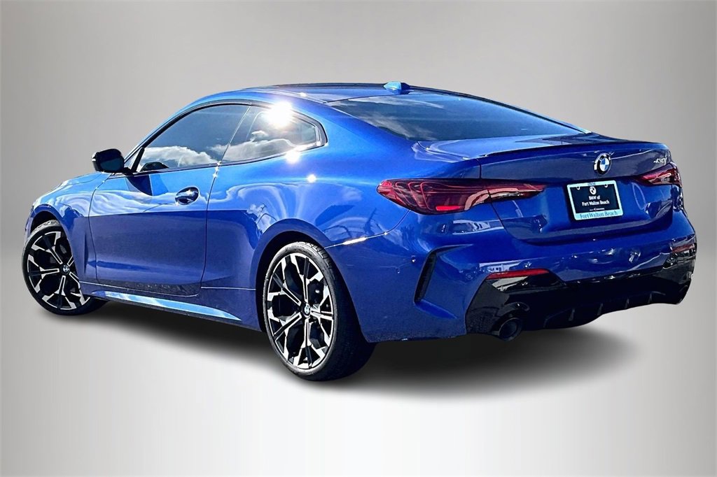 Used 2025 BMW 430i 430i w/ M Sport Package image 4