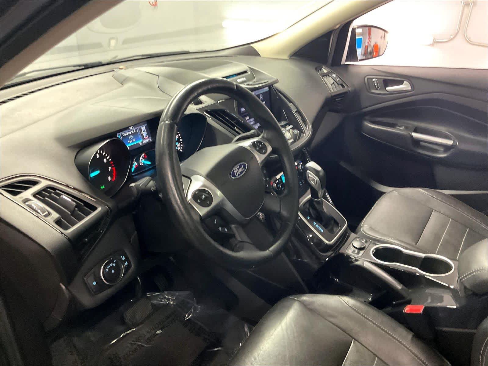 Used 2014 Ford Escape Titanium w/ Equipment Group 401A FWD image 15