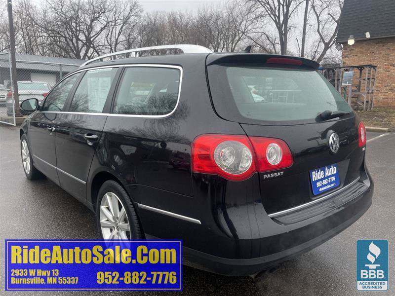 Used 2010 Volkswagen Passat Komfort FWD image 7