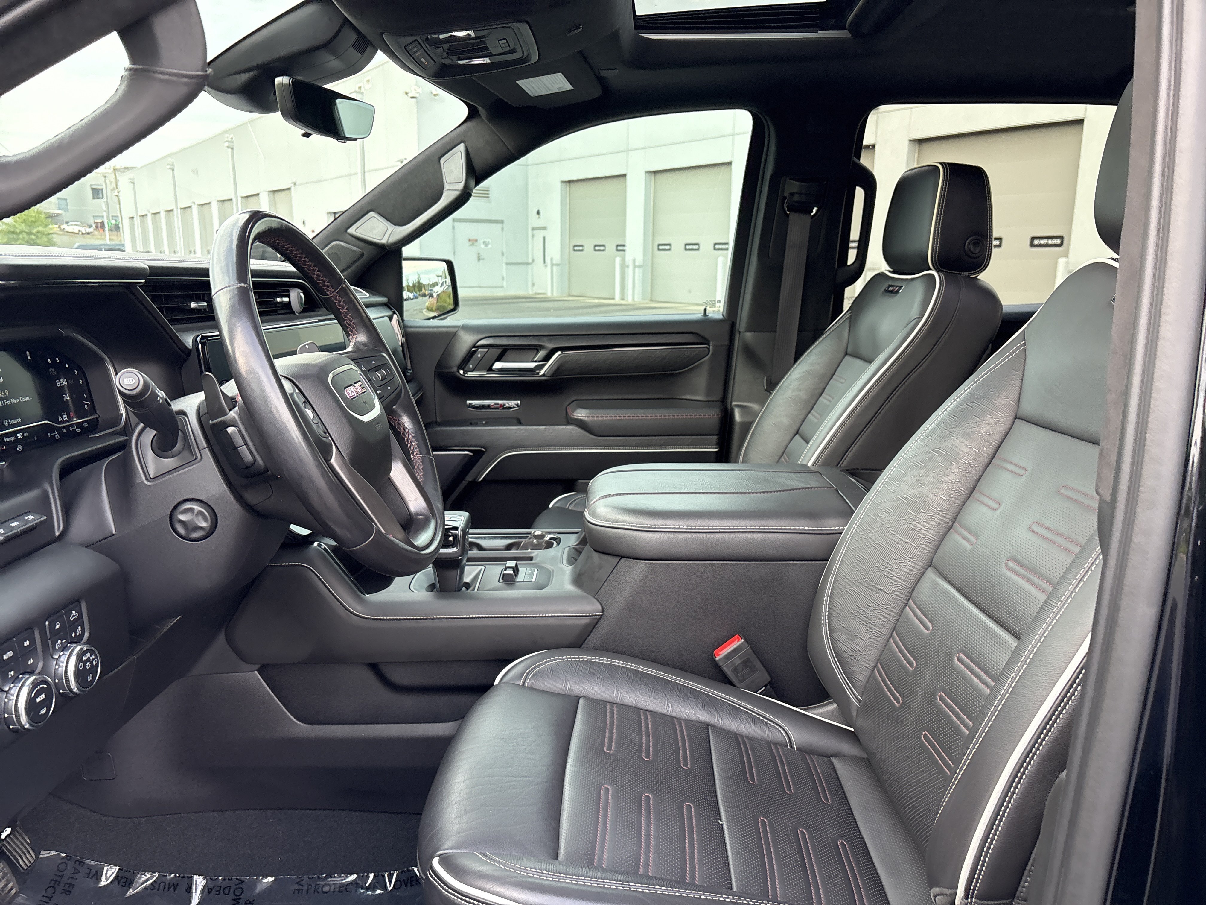Used 2023 GMC Sierra 1500 AT4X AWD/4WD image 18