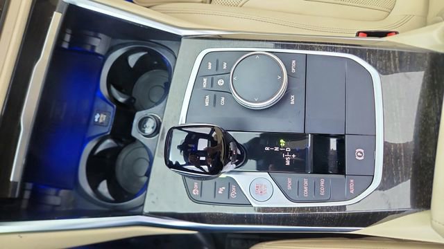 Used 2022 BMW 330i Sedan w/ Driving Assistance Package RWD image 51