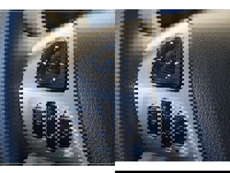 Used 2018 Ford Taurus SE image 24