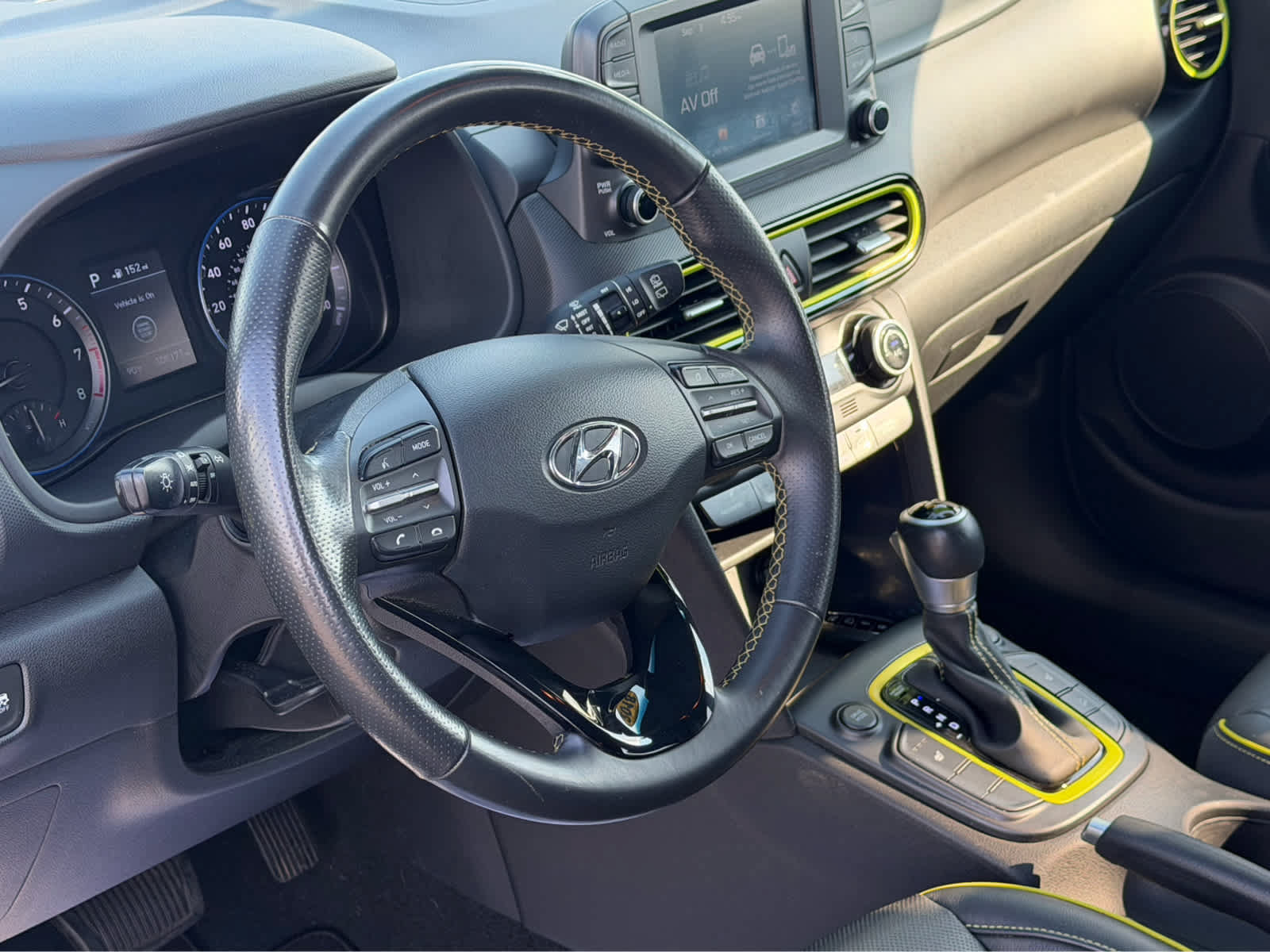 Used 2018 Hyundai Kona Limited AWD/4WD image 28