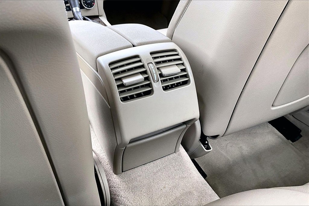 Used 2015 Mercedes-Benz C 250 Coupe image 29