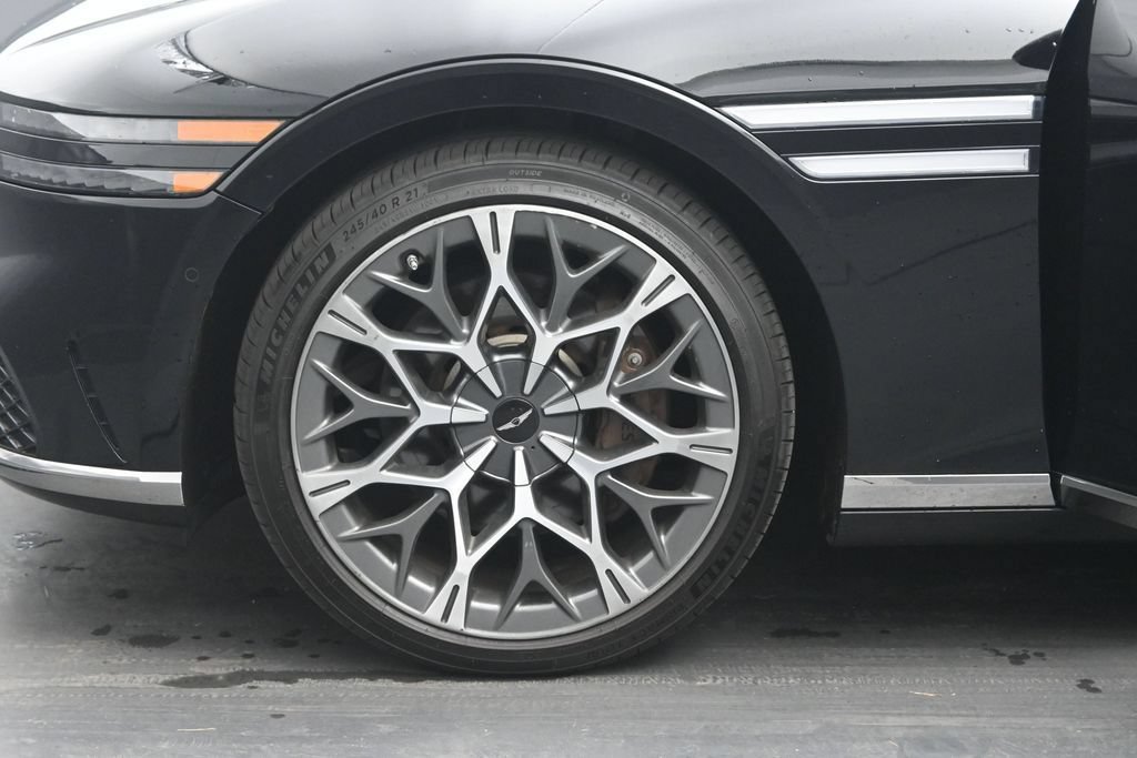 Used 2023 Genesis G90 3.5T AWD/4WD image 30