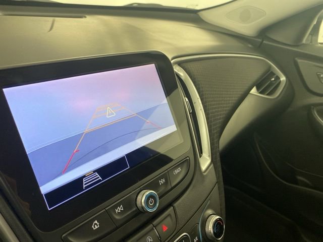 Used 2025 Chevrolet Malibu LT image 25