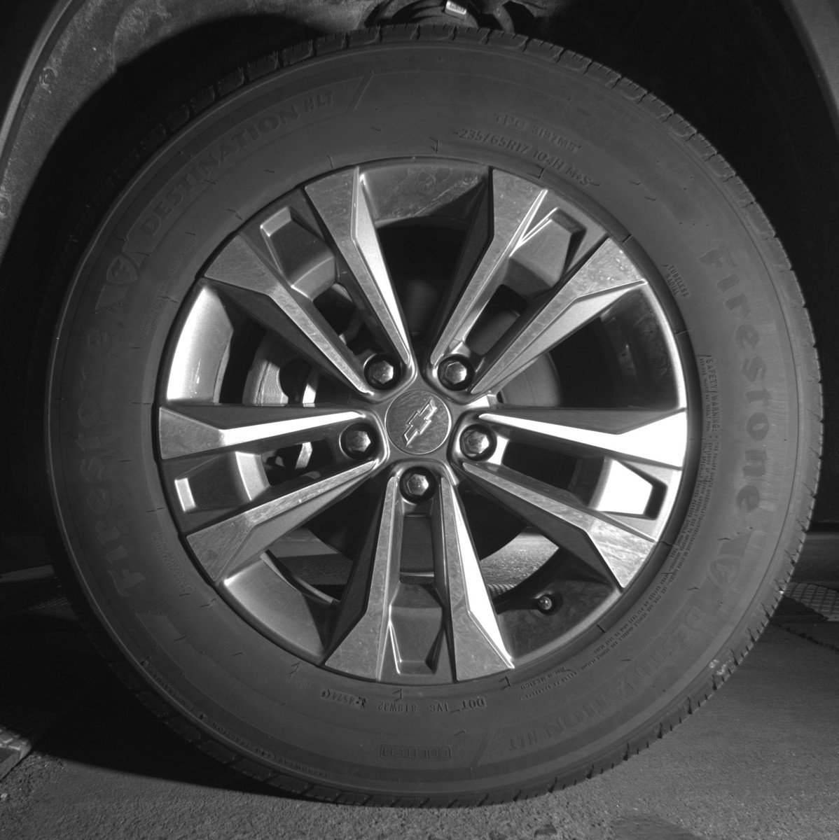 Used 2025 Chevrolet Equinox LT FWD image 12
