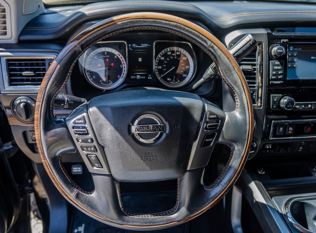 Used 2017 Nissan Titan Platinum Reserve AWD/4WD image 15