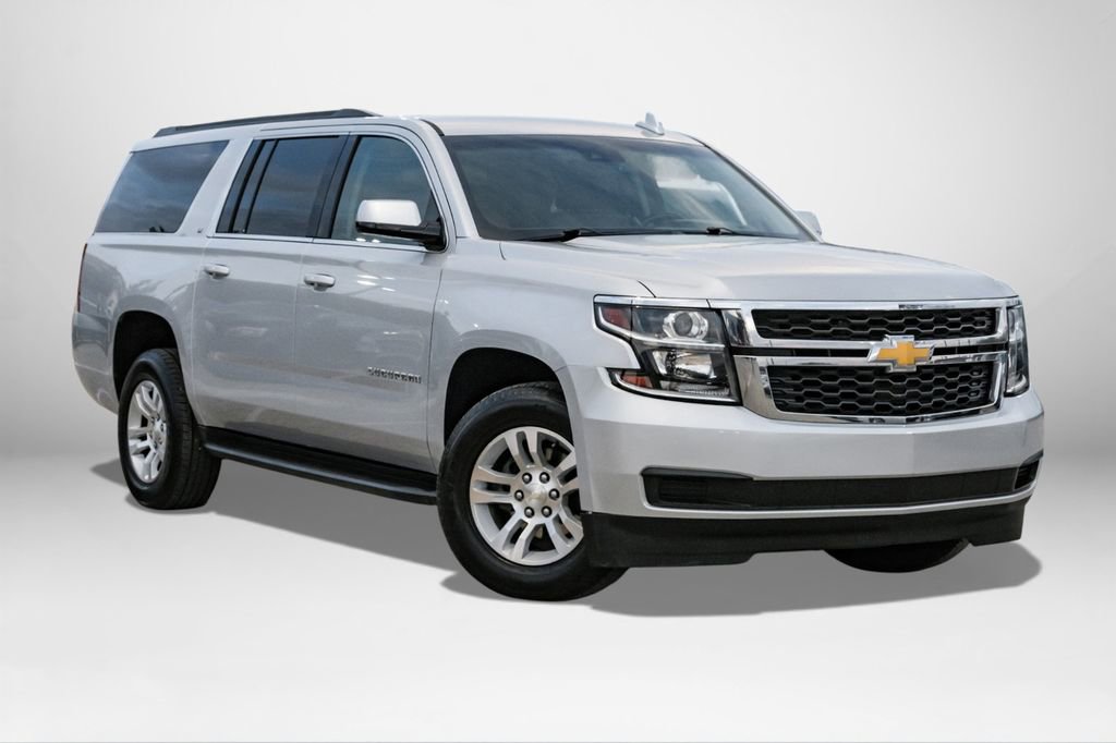 Used 2018 Chevrolet Suburban LT image 4
