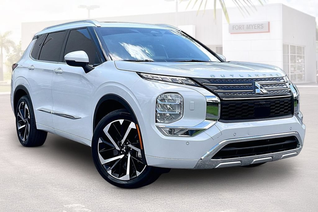 Used 2024 Mitsubishi Outlander SEL