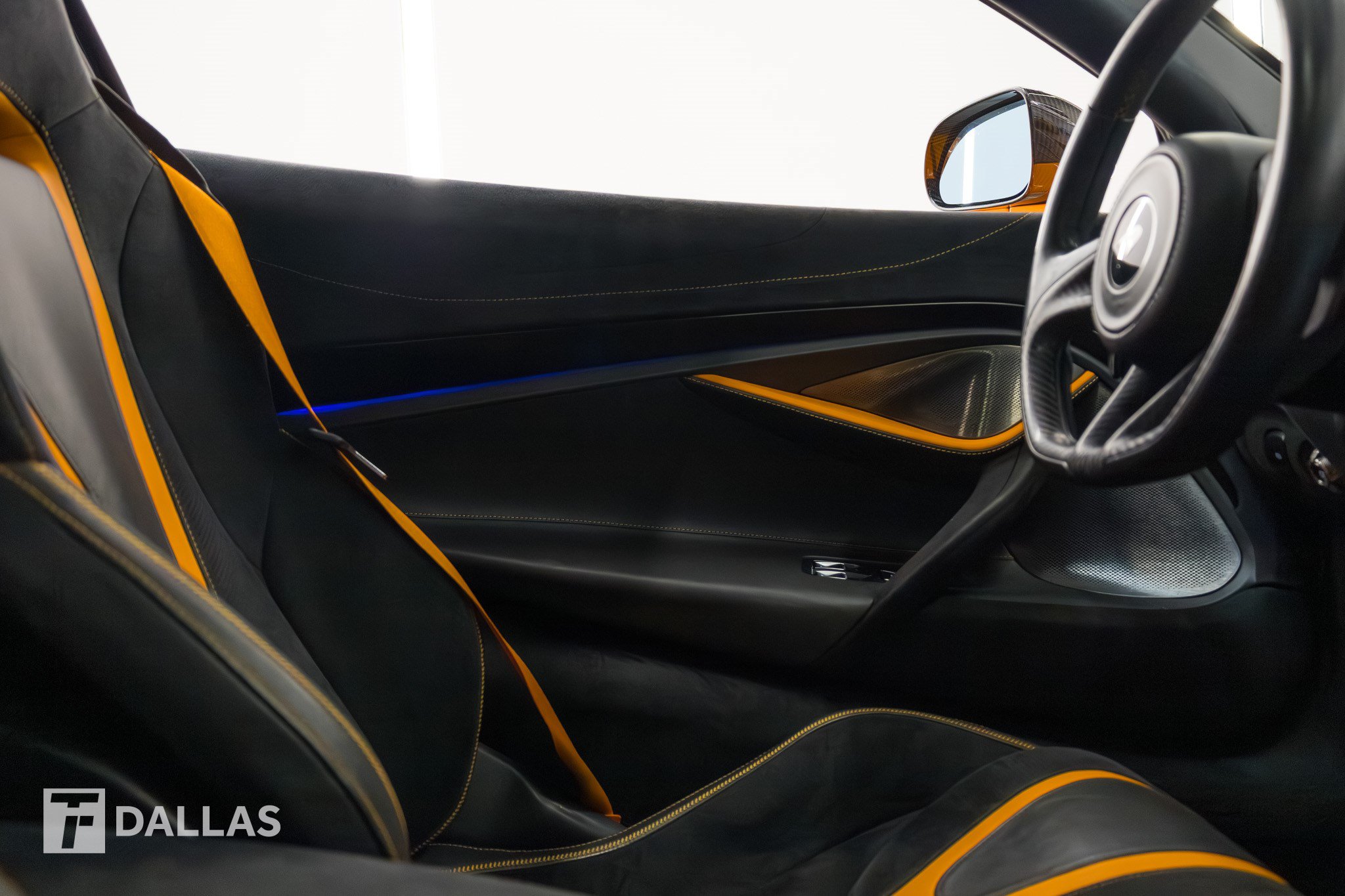 Used 2019 McLaren 720S RWD image 33
