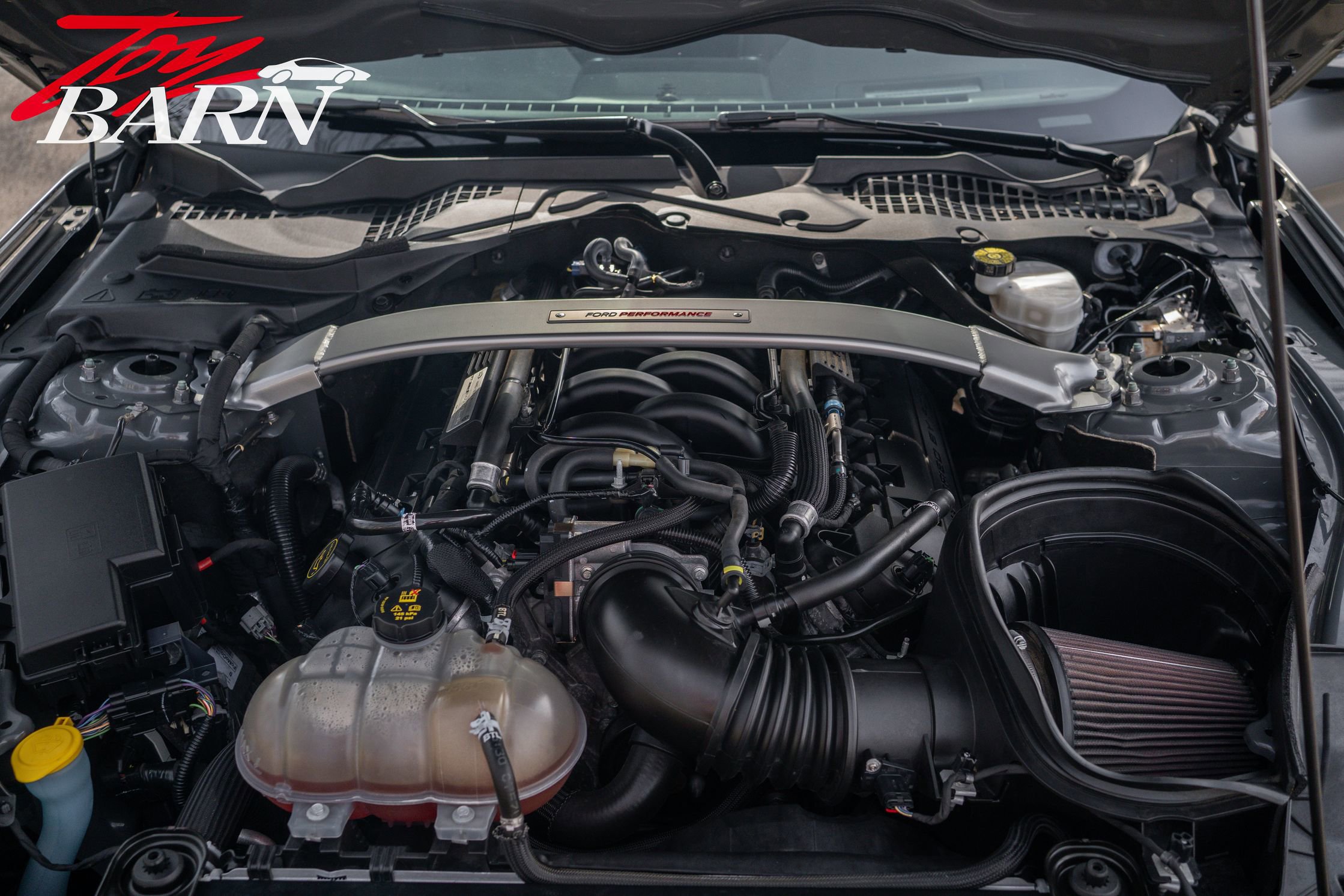 Used 2018 Ford Mustang Shelby GT350R w/ GT350R Equipment Group 920A image 40