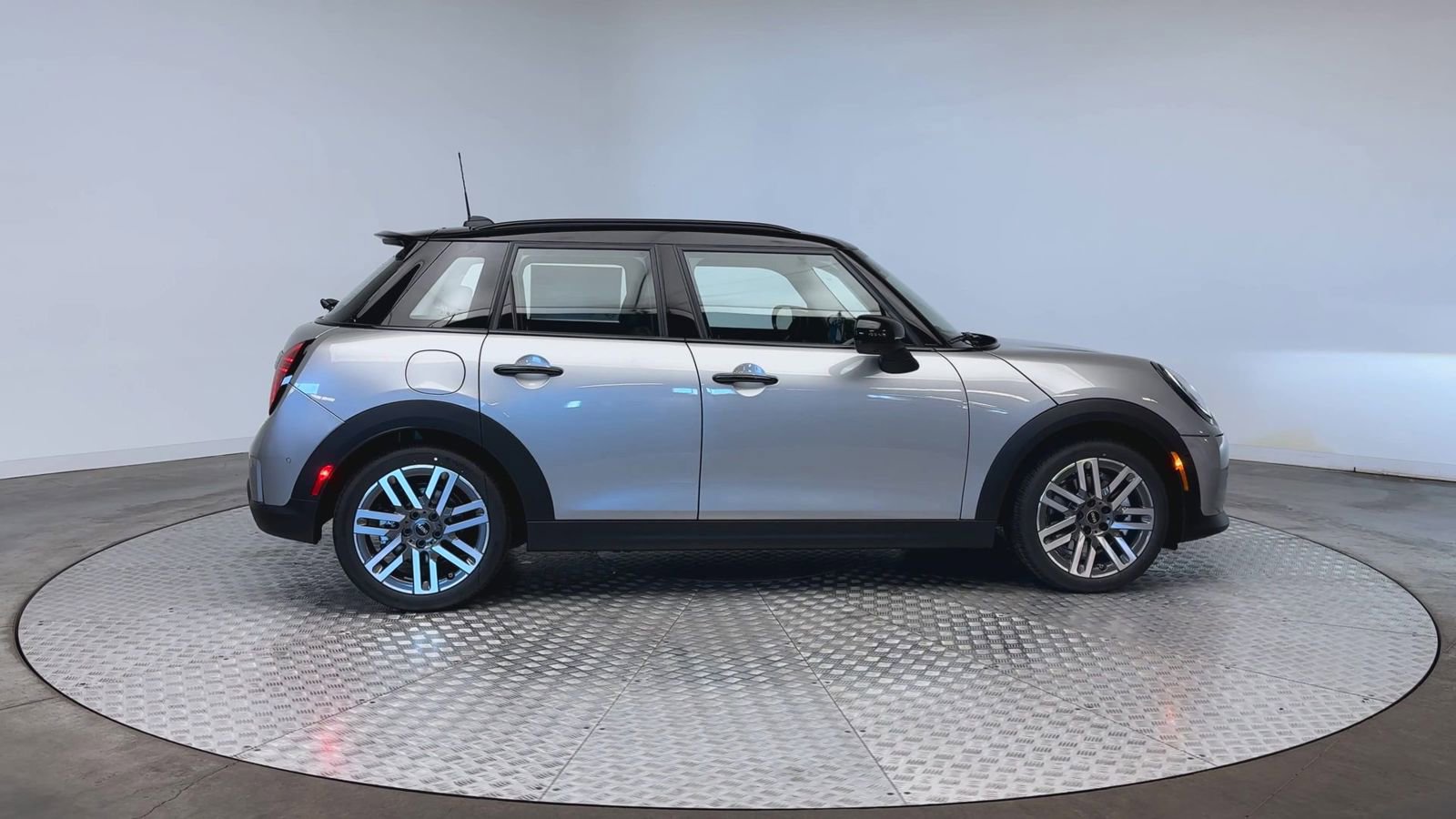 New 2026 MINI Cooper S FWD image 9