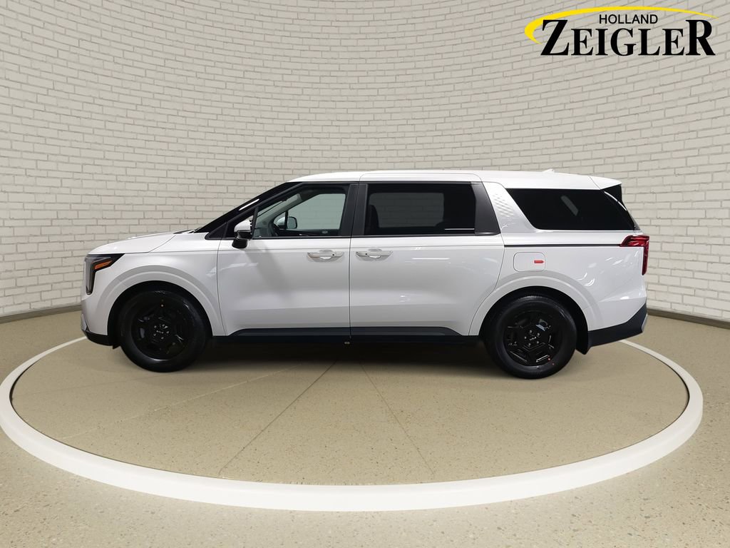 New 2026 Kia Carnival FWD image 8