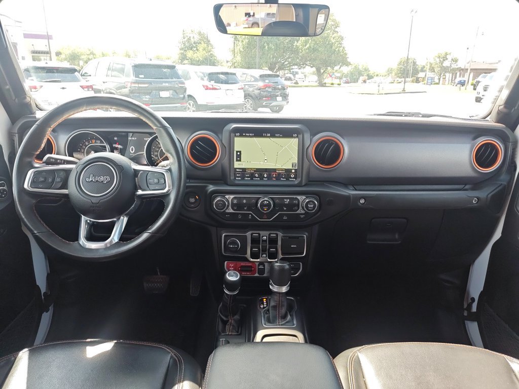 Used 2023 Jeep Gladiator Mojave w/ LED Lighting Group AWD/4WD image 15