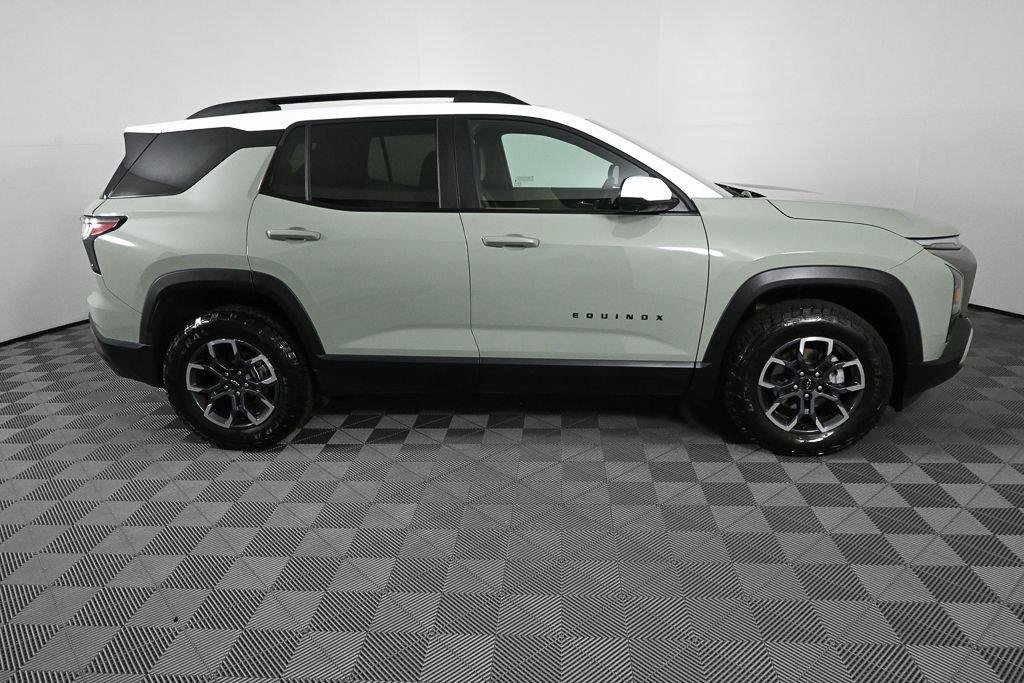 Used 2026 Chevrolet Equinox ACTIV w/ Safety and Technology Package AWD/4WD image 21