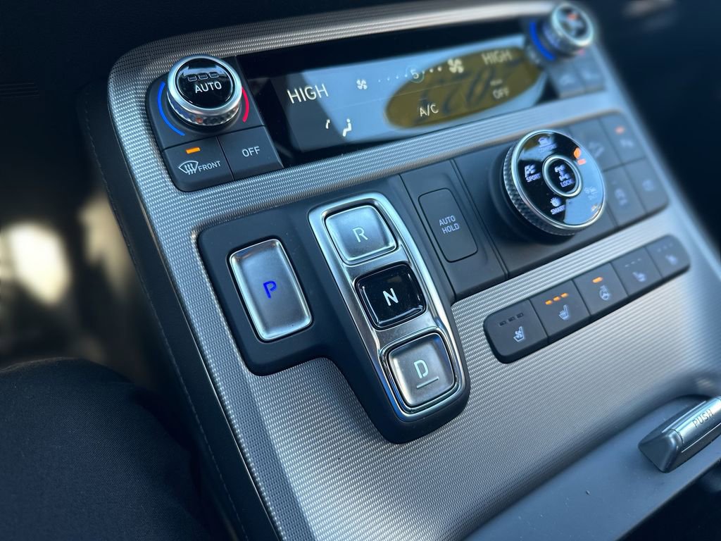 Used 2025 Hyundai Palisade Calligraphy image 21