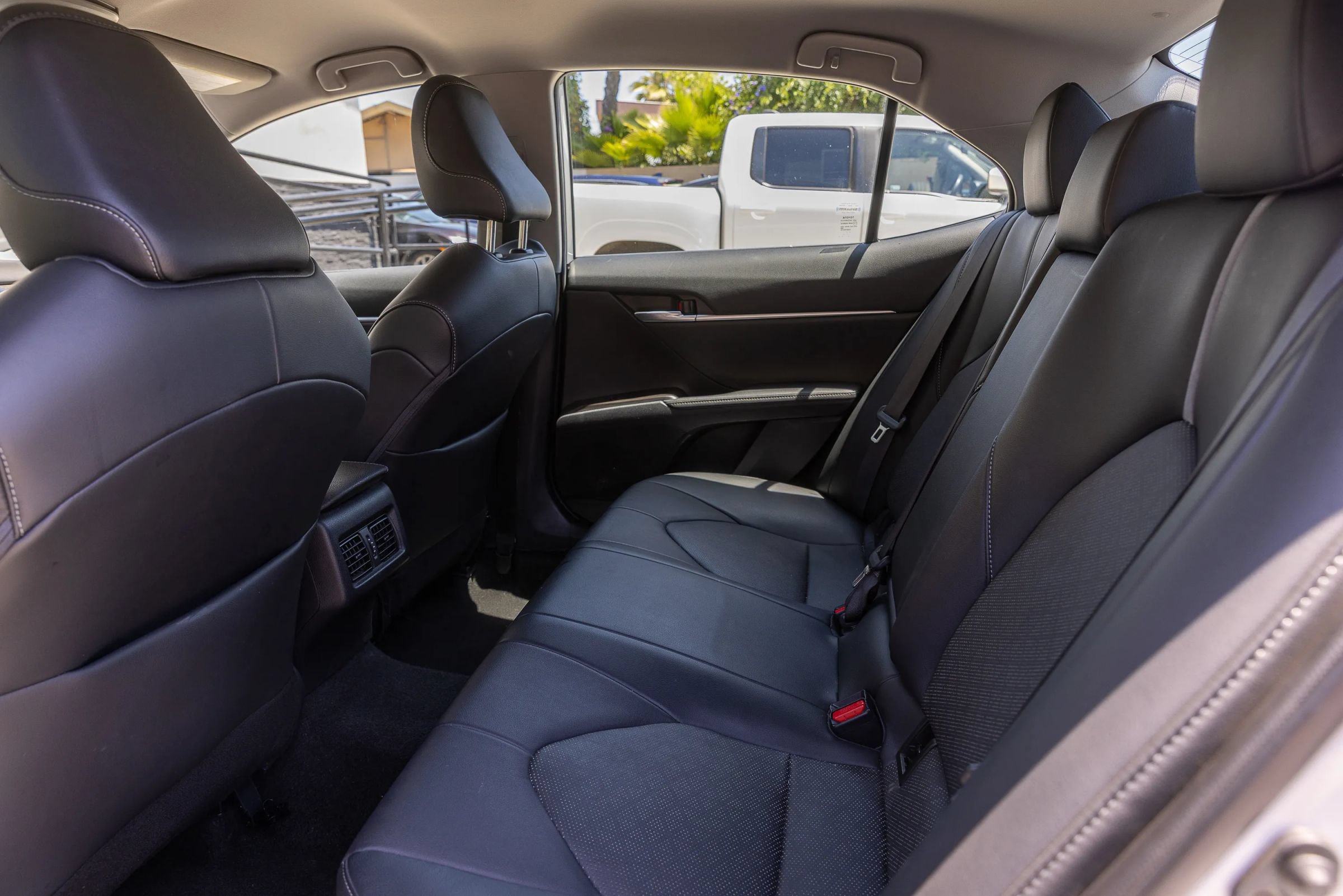 Used 2023 Toyota Camry XSE FWD image 22