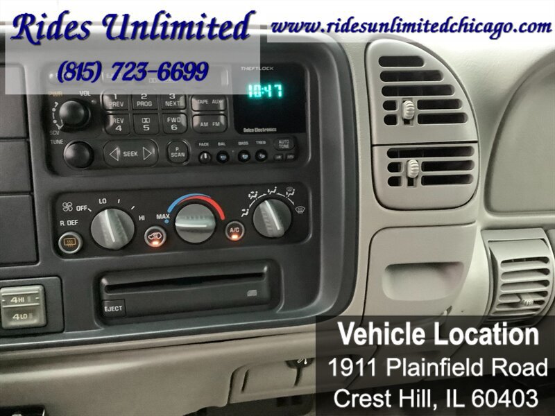 Used 1999 Chevrolet Suburban 2500 w/ Preferred Equipment Group 2 AWD/4WD image 17